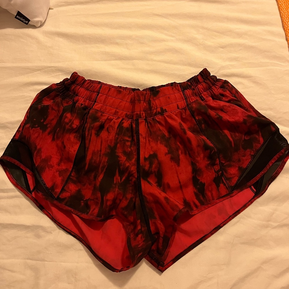 Red and black lululemon tie dye Hotty hot shorts